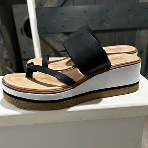 Lucky Brand summer platforms